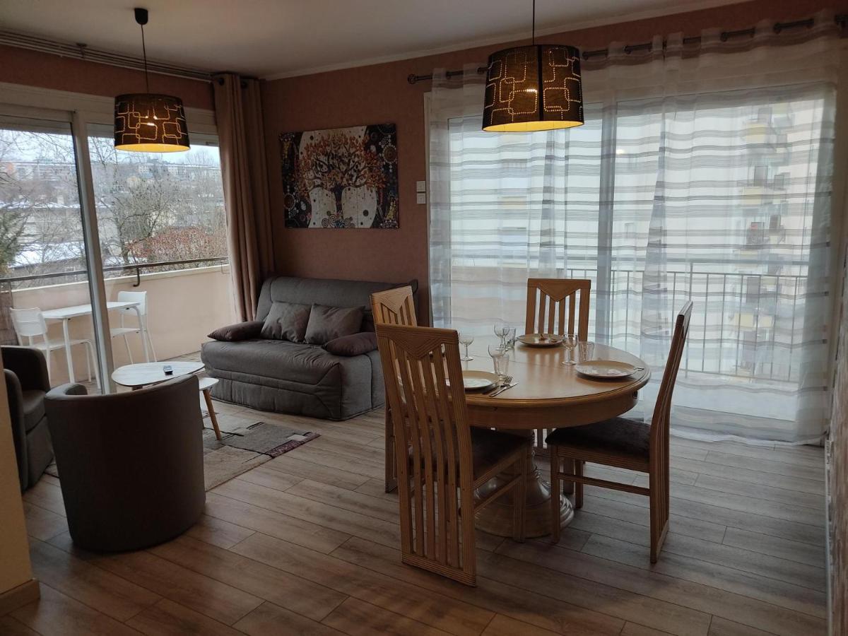 Charmant Appartement Au Bord Du Thiou - Аннесі Екстер'єр фото